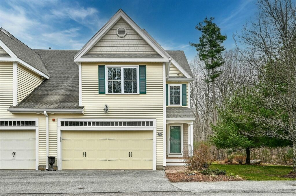 Property Photo:  26 Trevor Ln 26  MA 01748 