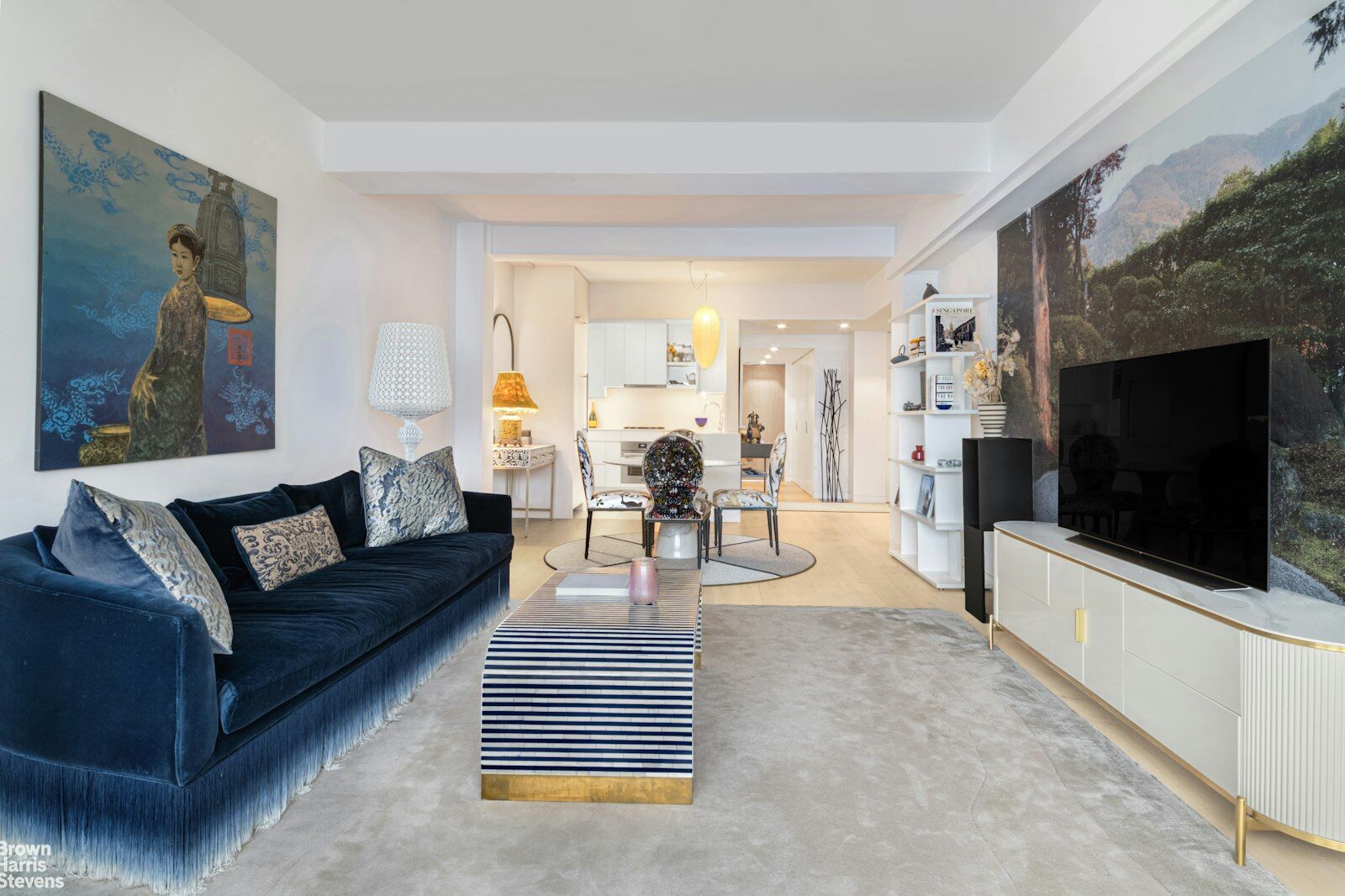 Property Photo:  20 E 68th Street 14E  NY 10065 