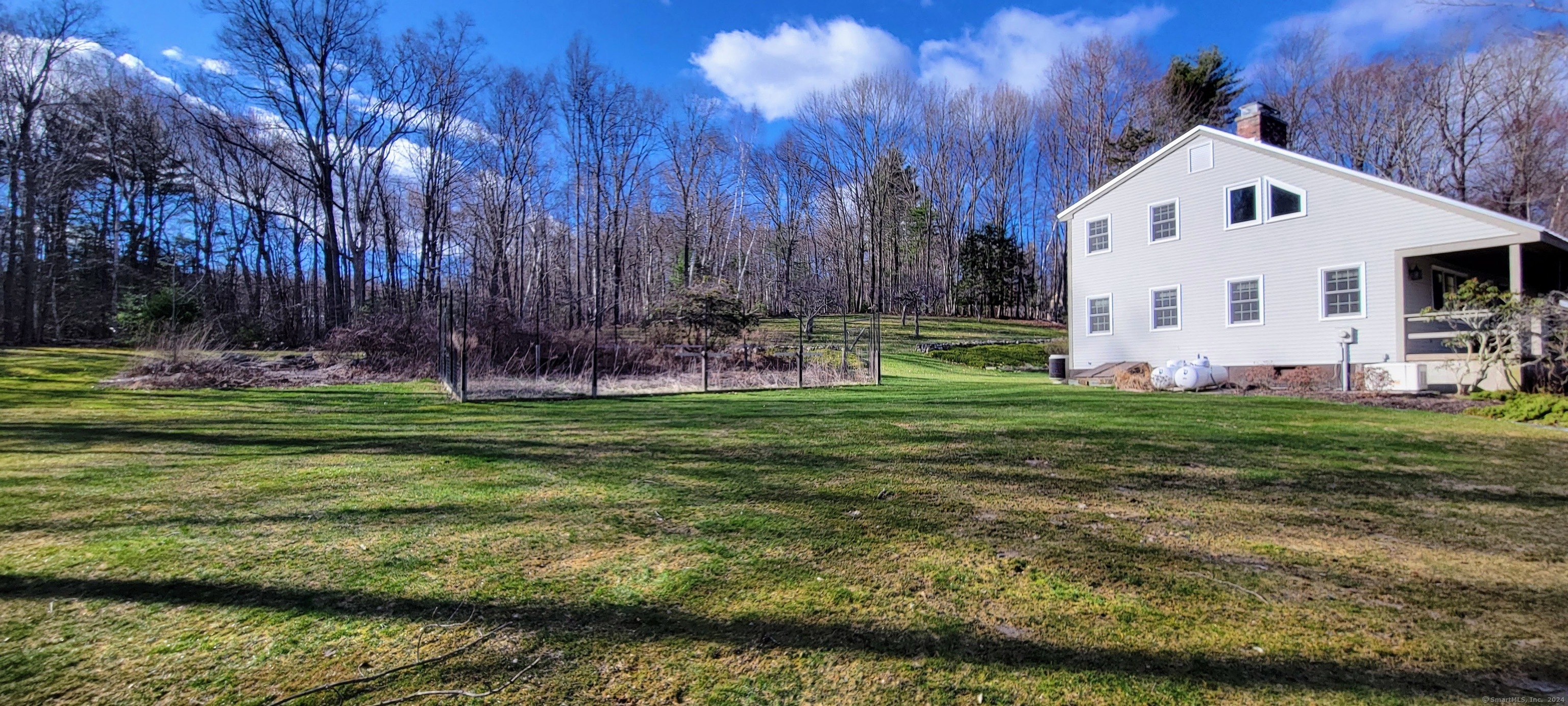 Property Photo:  132 Bunker Hill Road  CT 06019 