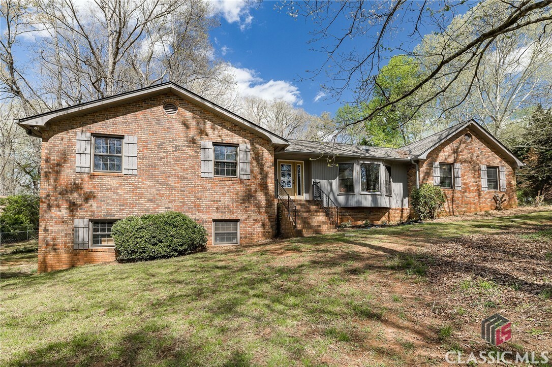 Property Photo:  1230 Hickory Hill Drive  GA 30677 