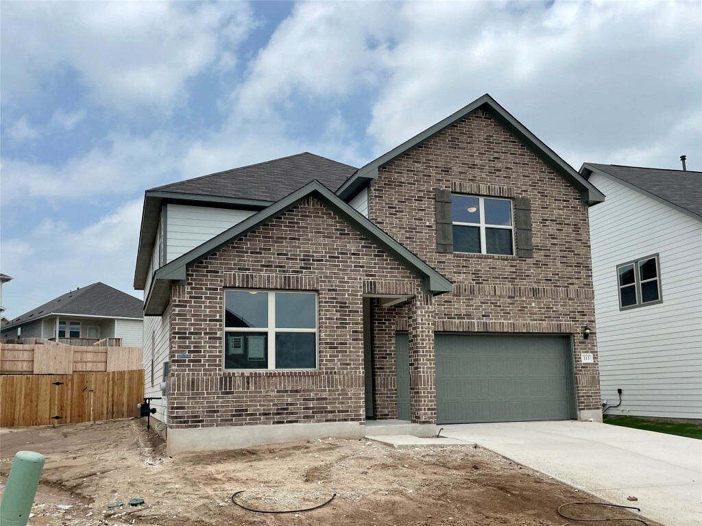 Property Photo: 113 Pinyon Pine Pass TX 78634