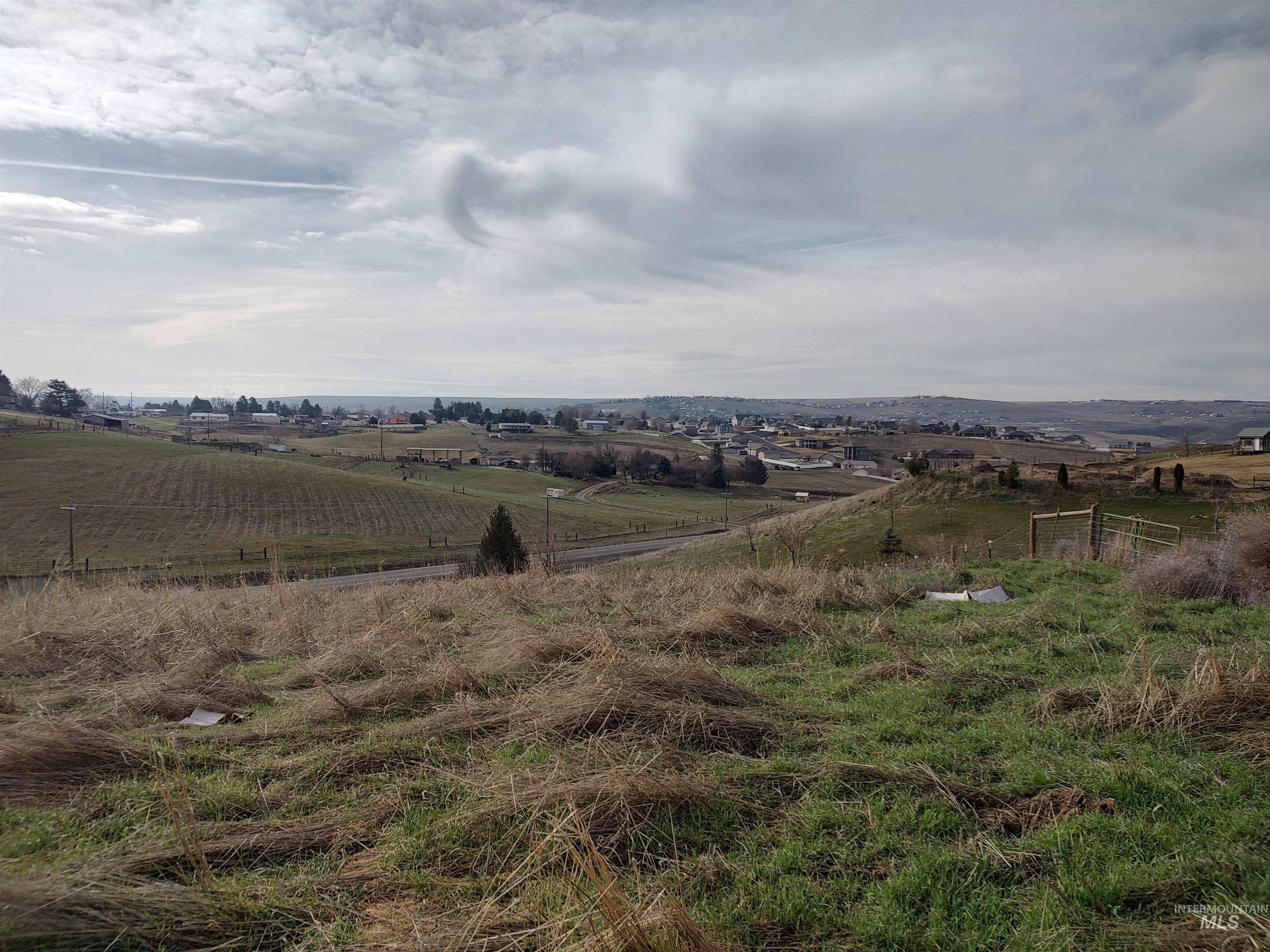 Property Photo: 2070 Sargent Dr WA 99403