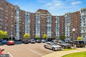 3200 N Leisure World Boulevard 511  Silver Spring MD 20906 photo