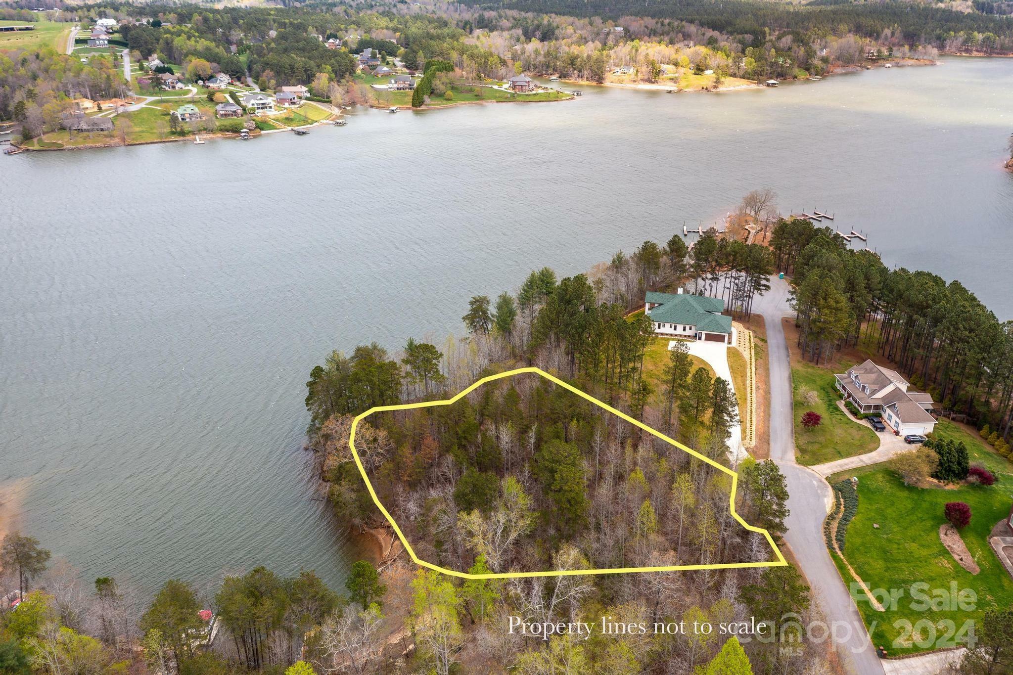 Property Photo:  3131 E Paradise Harbor Drive  NC 28612 