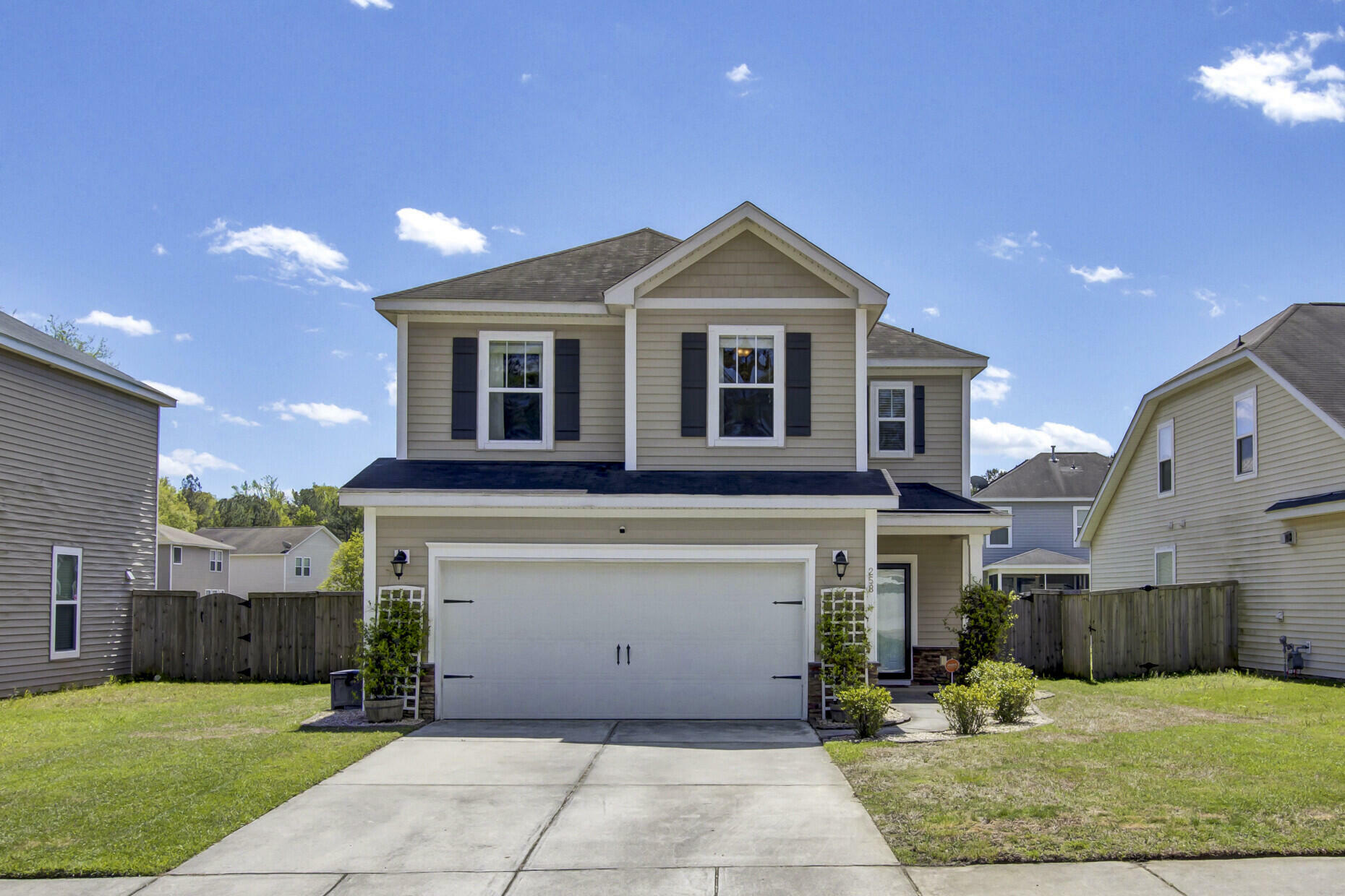 Property Photo:  258 Oglethorpe Circle  SC 29461 