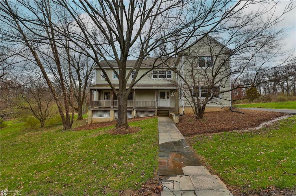 Property Photo:  2115 Flint Hill Road  PA 18036 