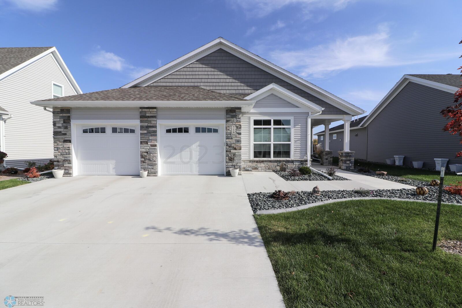 Property Photo:  716 Rania Way W  ND 58078 