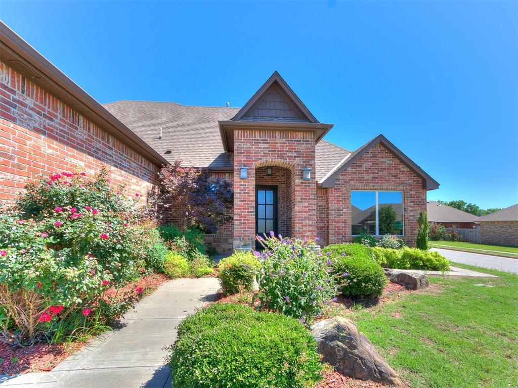 Property Photo:  3108 SW 140th Street  OK 73170 