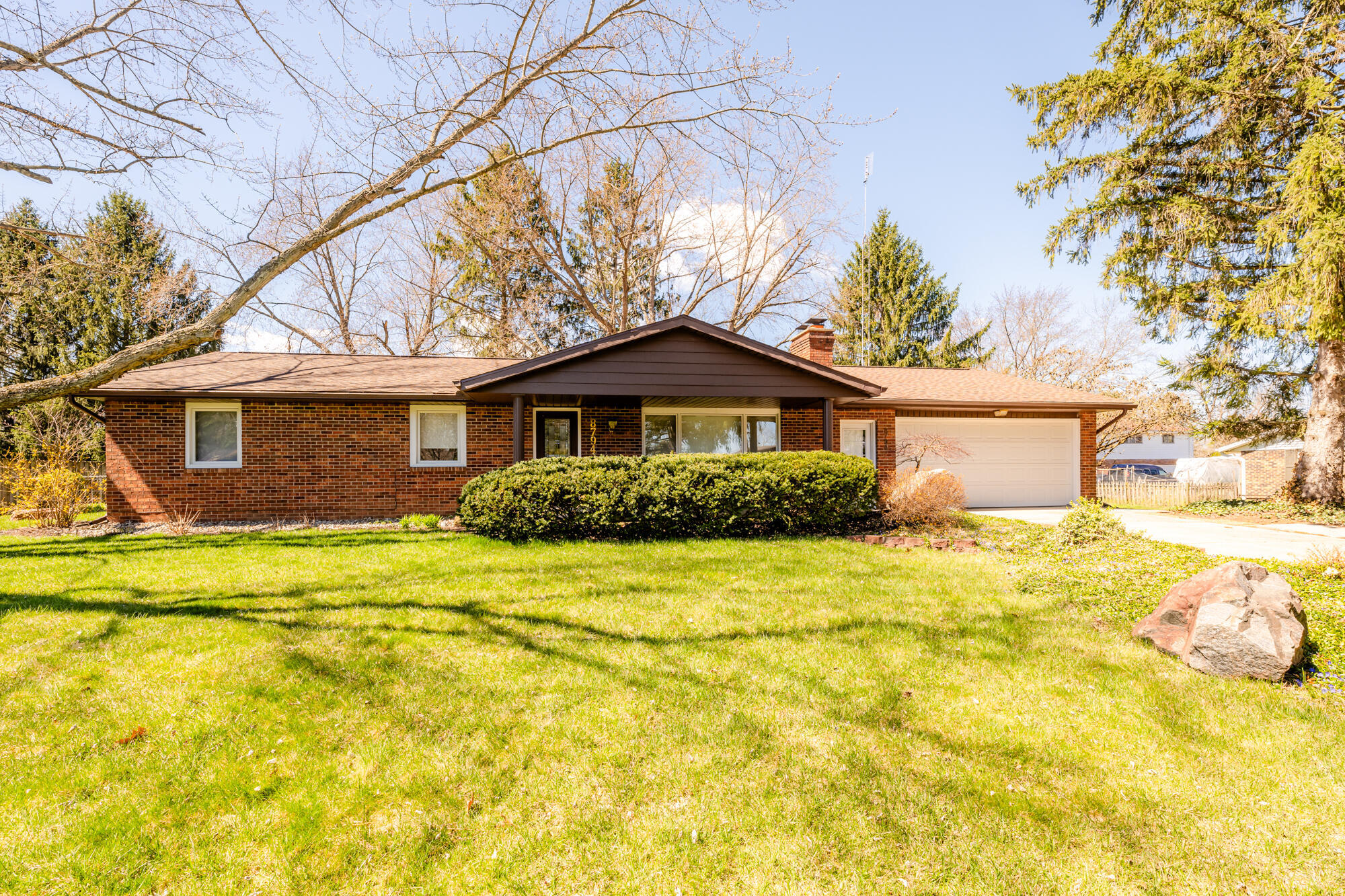 Property Photo:  8794 Meadowview Court  MI 49103 