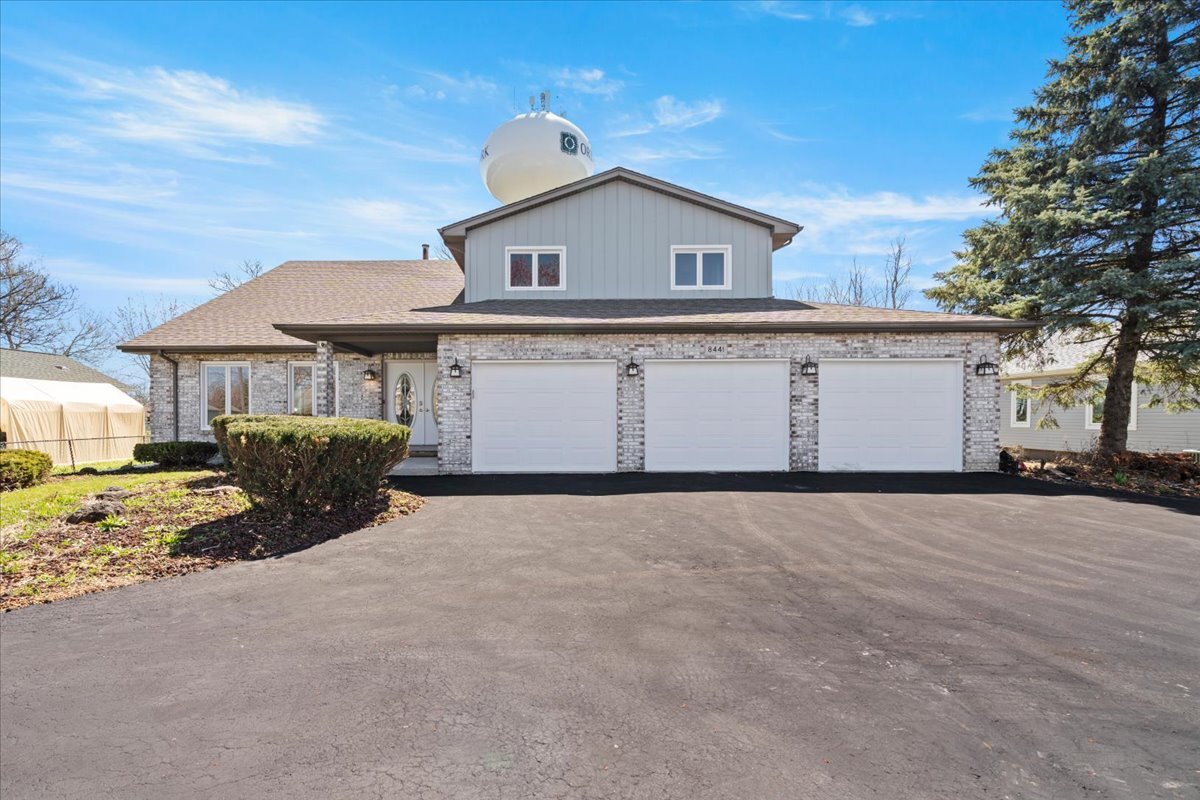 Property Photo: 8441 W 135th Street IL 60462