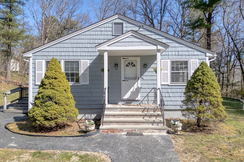 Property Photo:  21 Spaulding Rd  MA 01824 