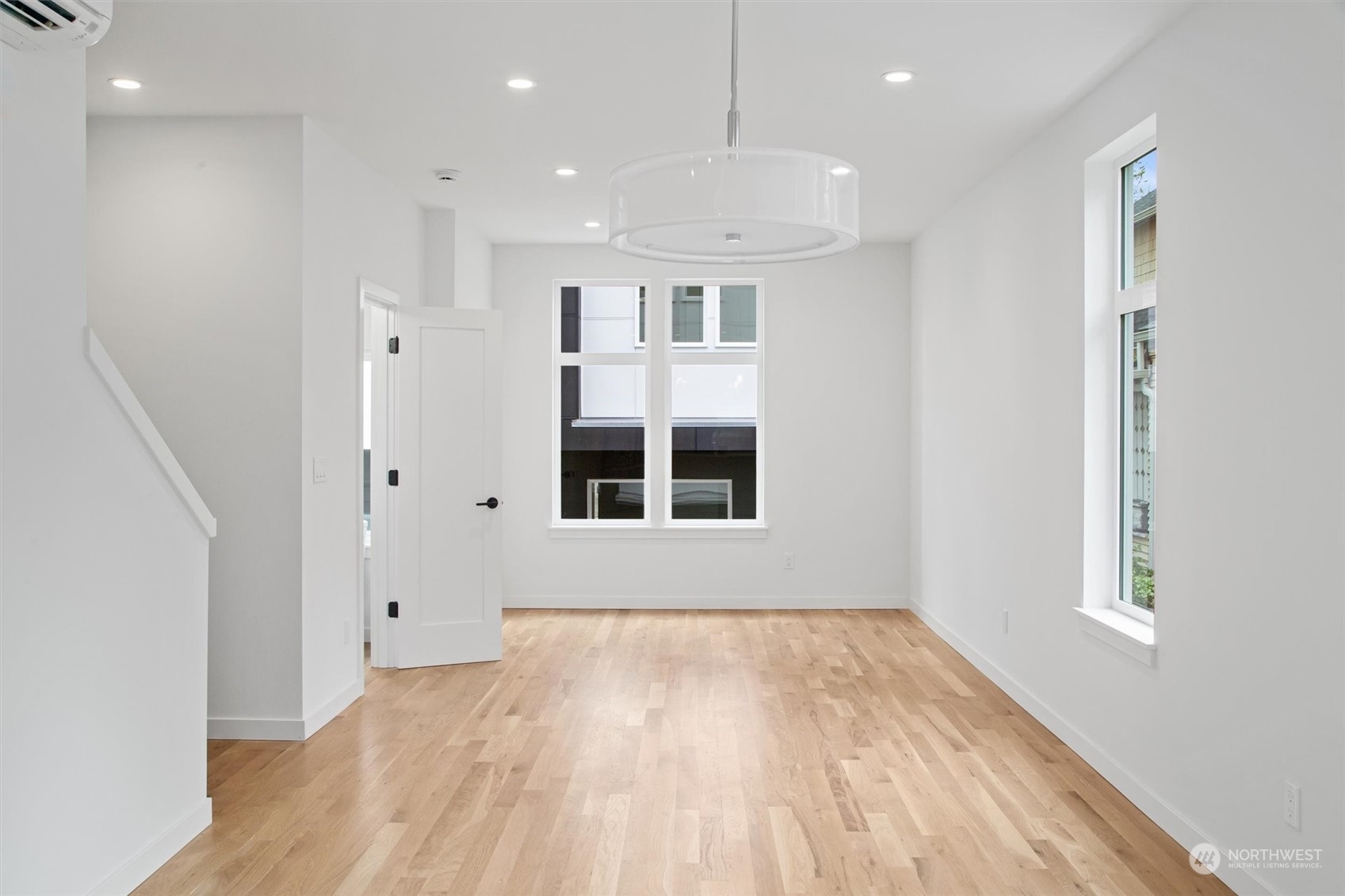 Property Photo: 4026 B Midvale Avenue N WA 98103