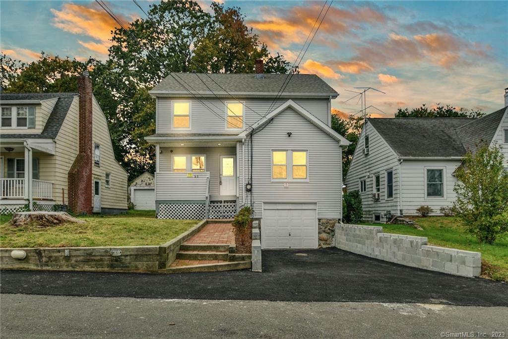 Property Photo:  21 Beverly Place  CT 06850 