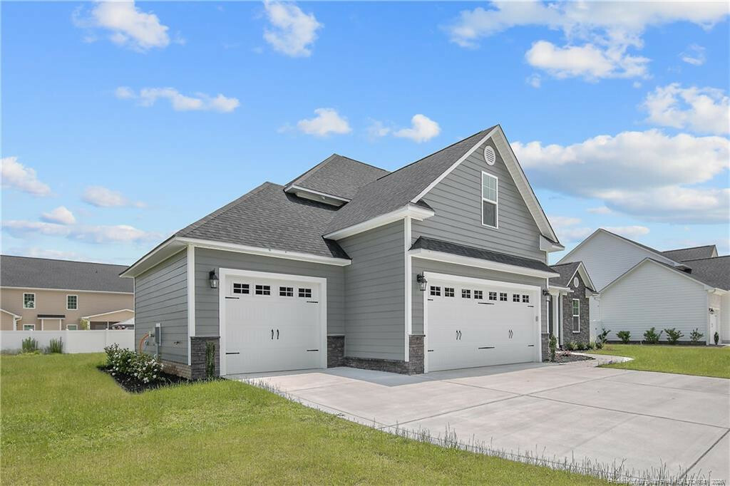 Property Photo:  3112 Cragburn (Lot 105) Place  NC 28306 