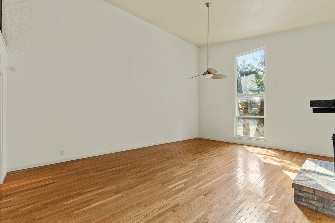 Property Photo:  8510 Mesa Drive B  TX 78759 