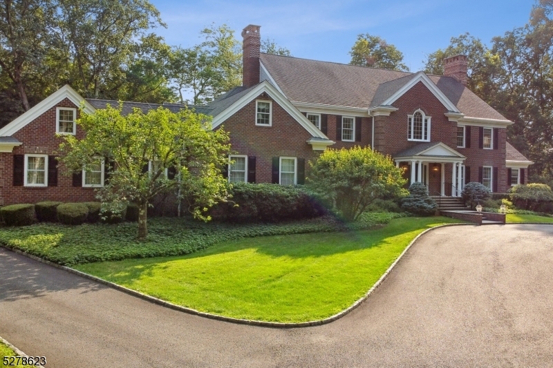 Property Photo: 5 Oak Forest Ln NJ 07945