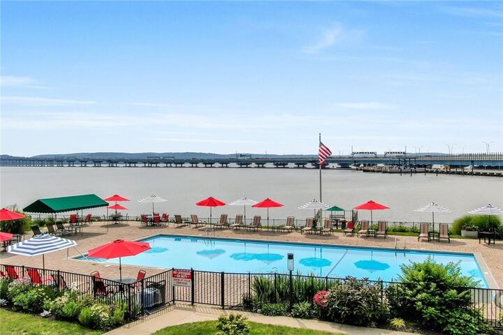 1 Salisbury Point 5A  Nyack NY 10960 photo