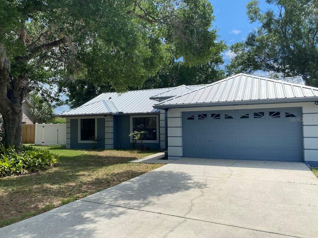 Property Photo:  1311 Heather Glen Drive  FL 32724 