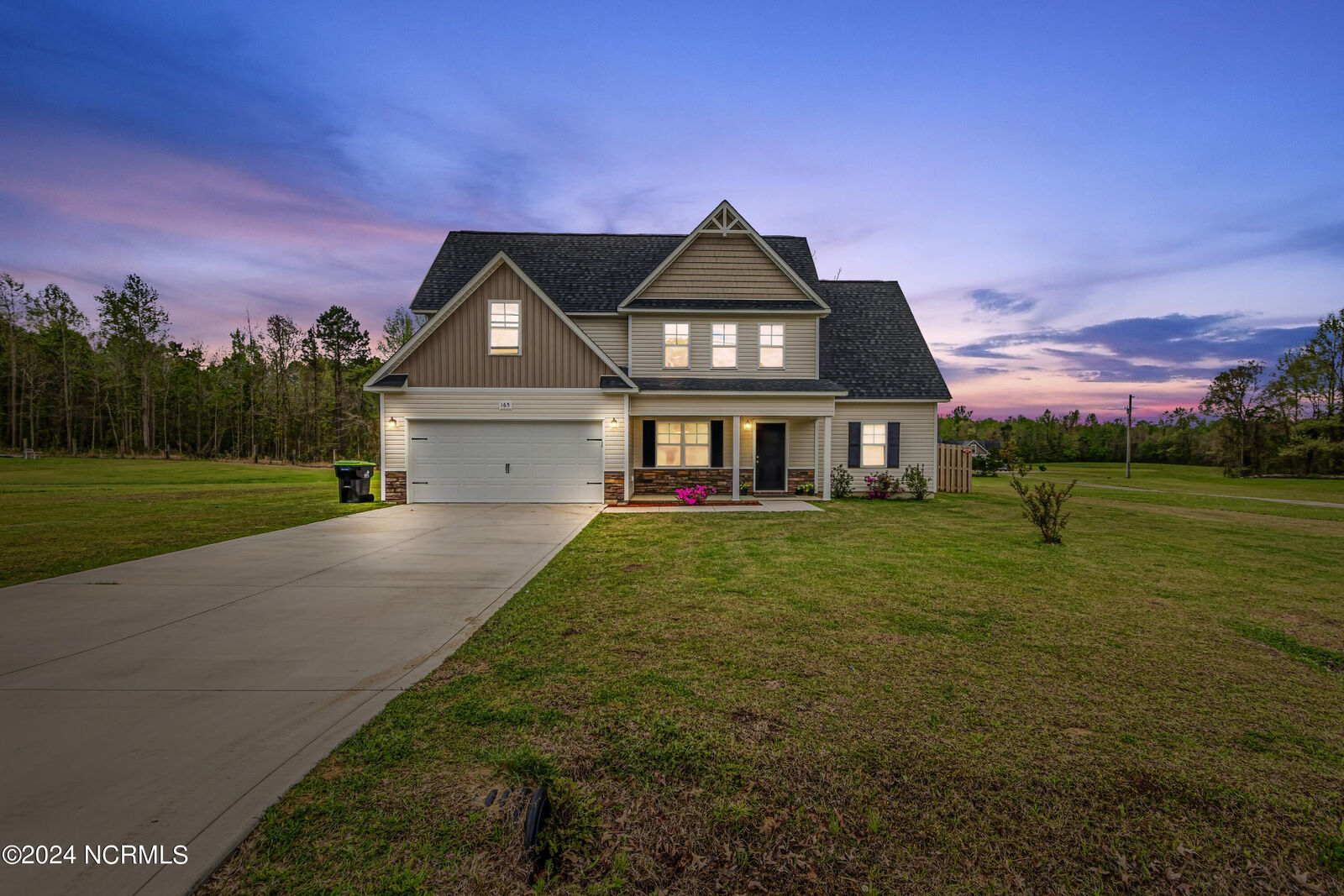 Property Photo: 165 Hawks Point Road NC 28540