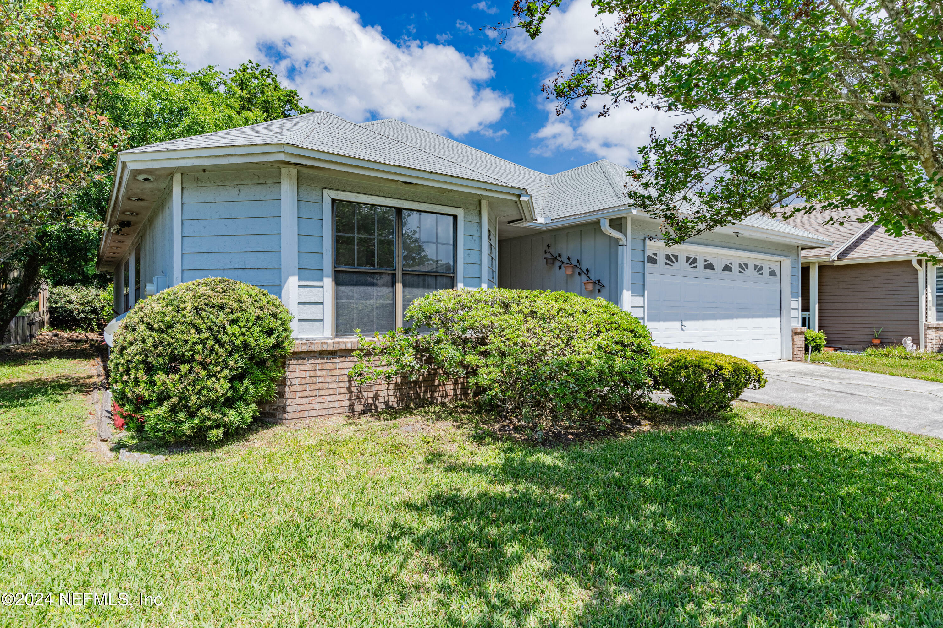 Property Photo:  2074 Tanager Drive  FL 32073 