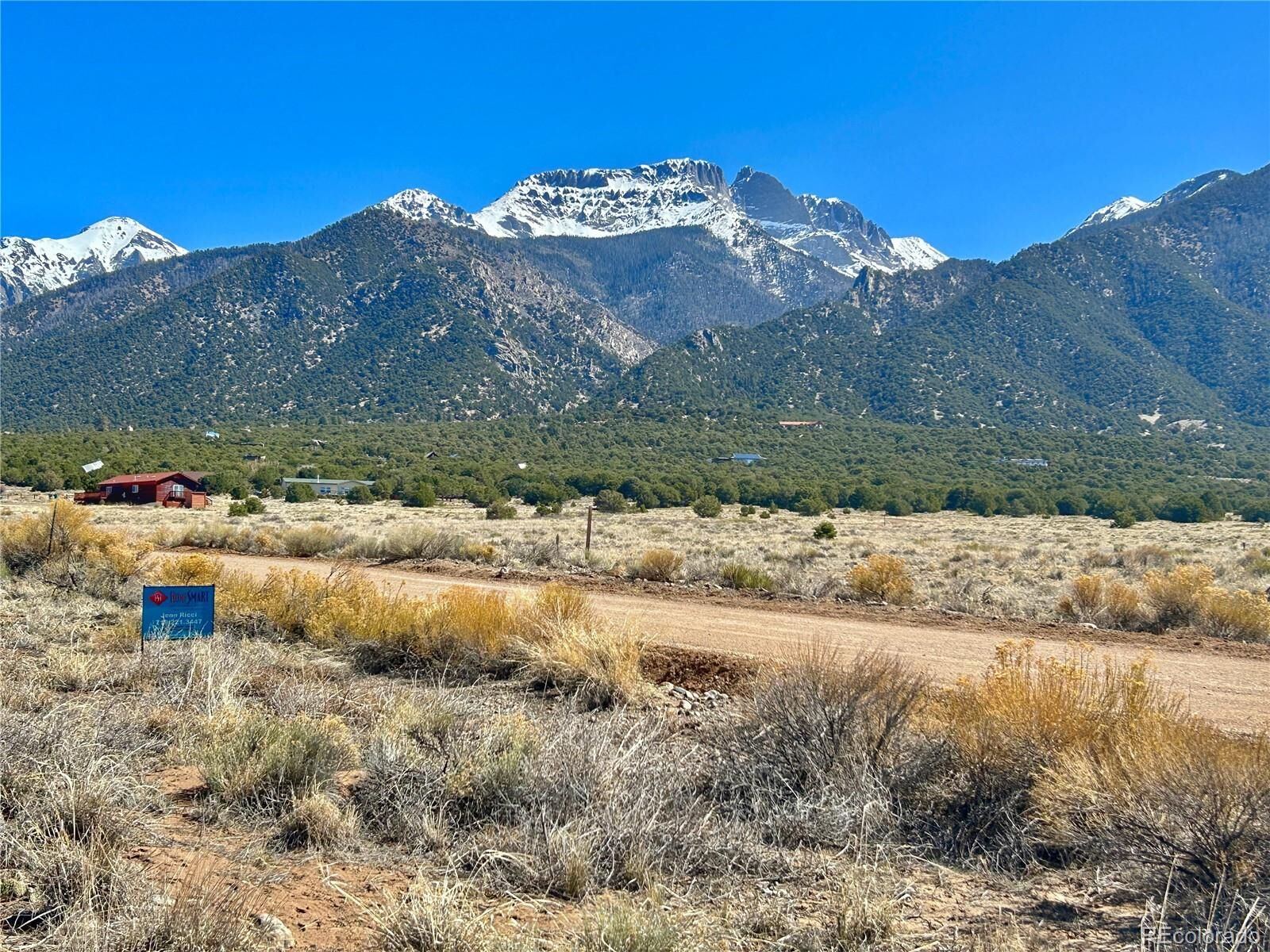 Property Photo: 2857 N Carefree Way CO 81131