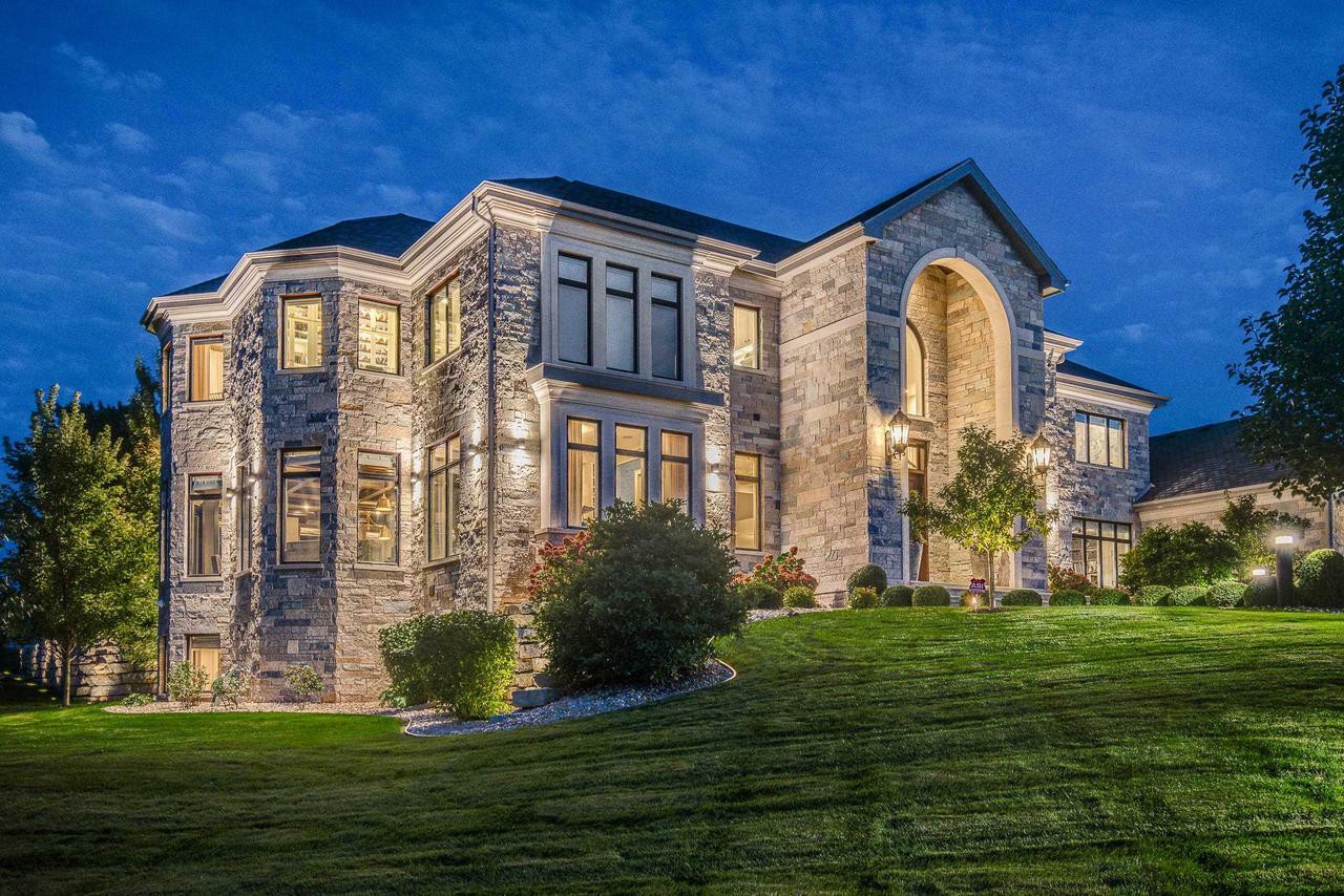 Property Photo: 9809 Trappers Trail WI 53562