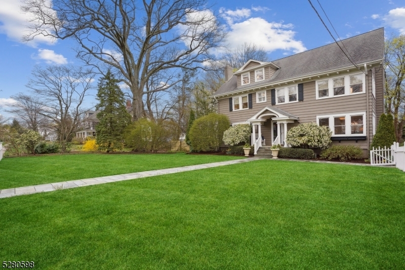 Property Photo:  305 Park Street  NJ 07043 