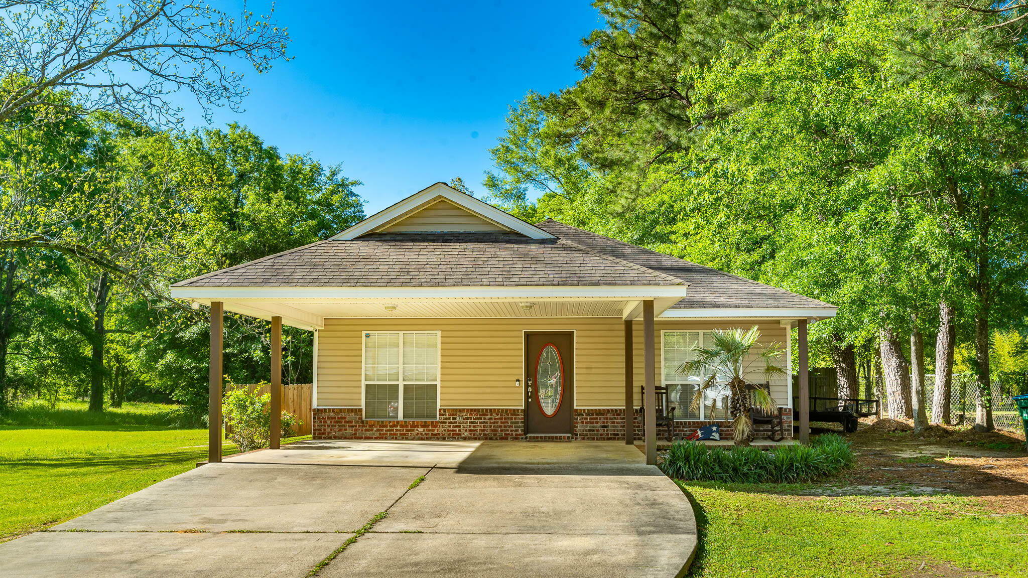 Property Photo:  130 W 9th Ave.  MS 39465 