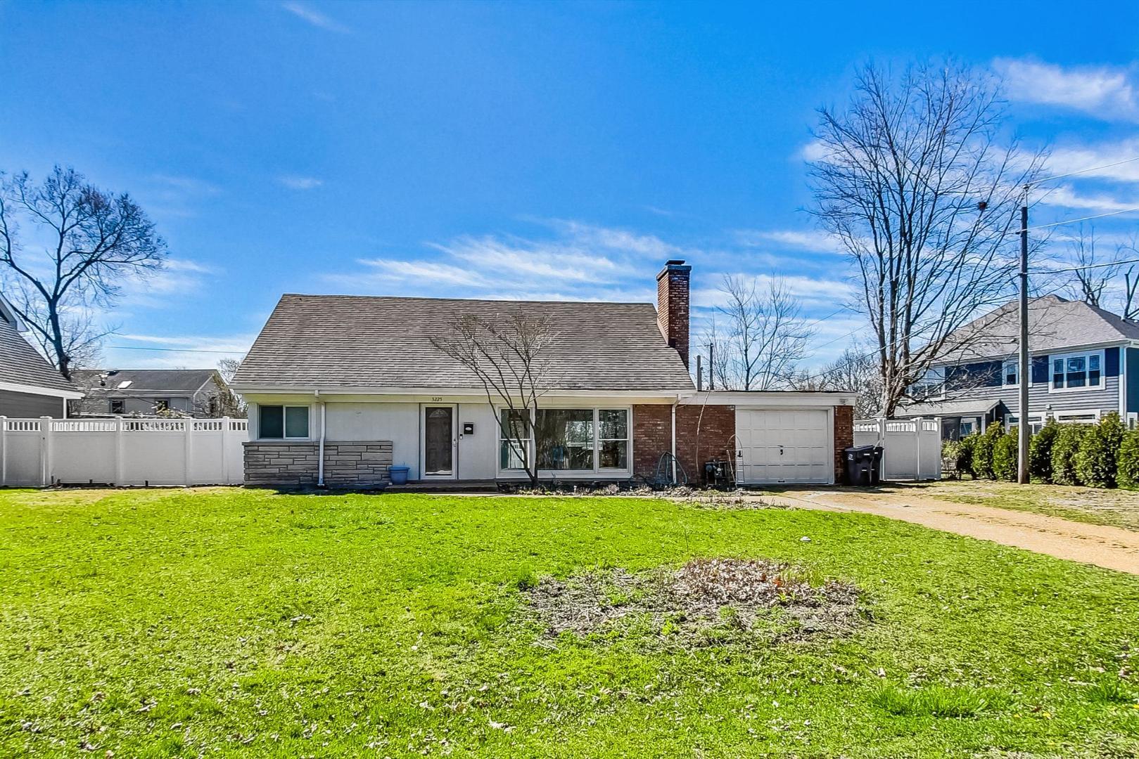 Property Photo:  3225 Illinois Road  IL 60091 