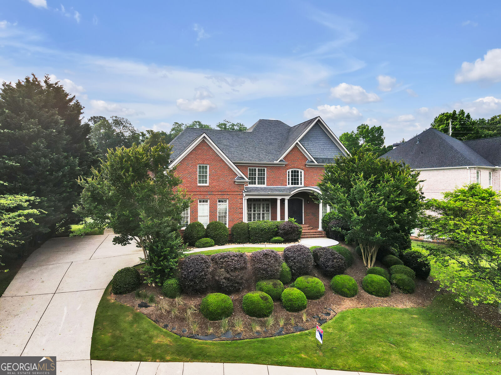 Property Photo:  202 Woodridge Parkway  GA 30115 