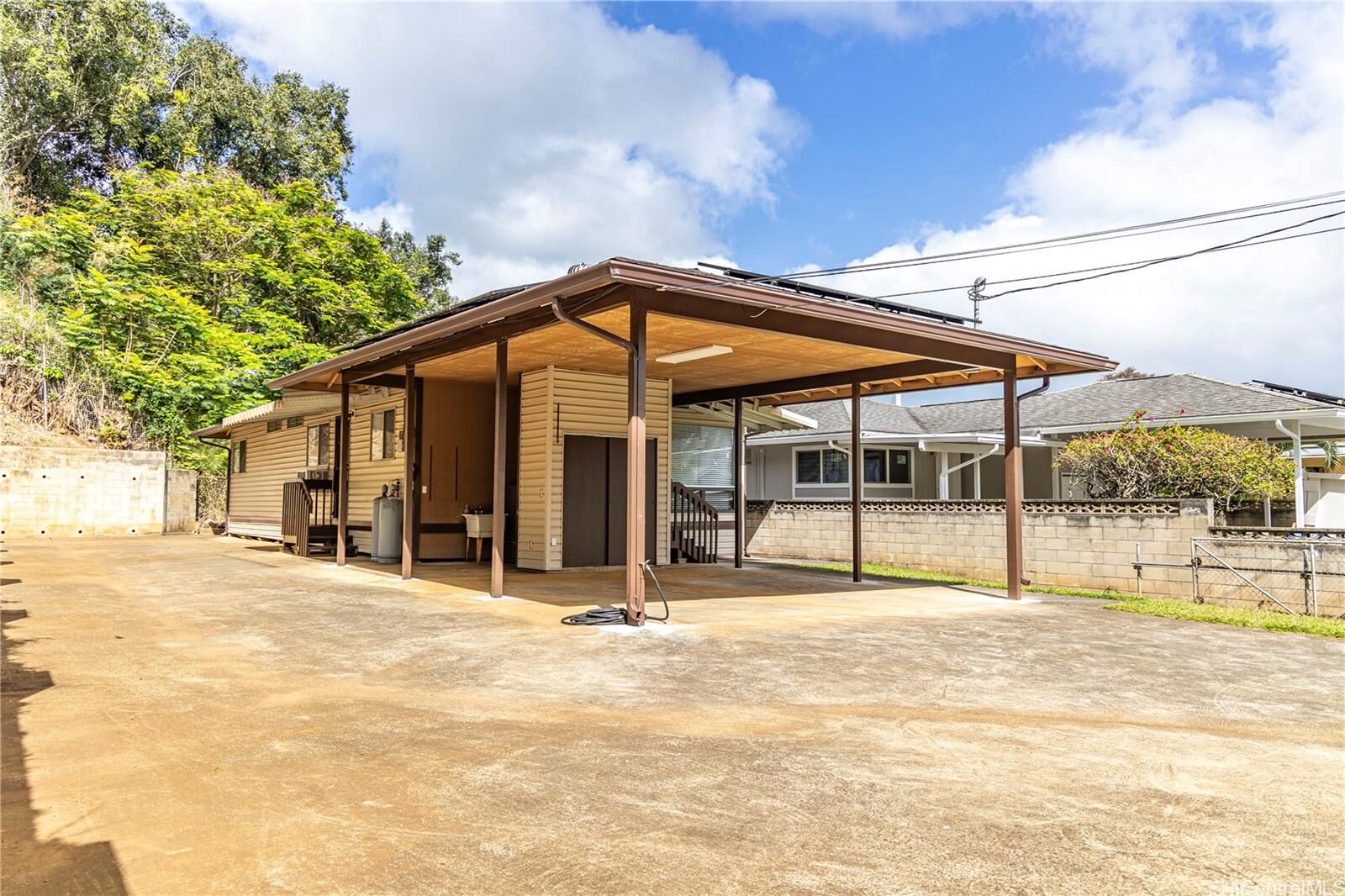 Property Photo: 45-757 Nanihoku Way HI 96744