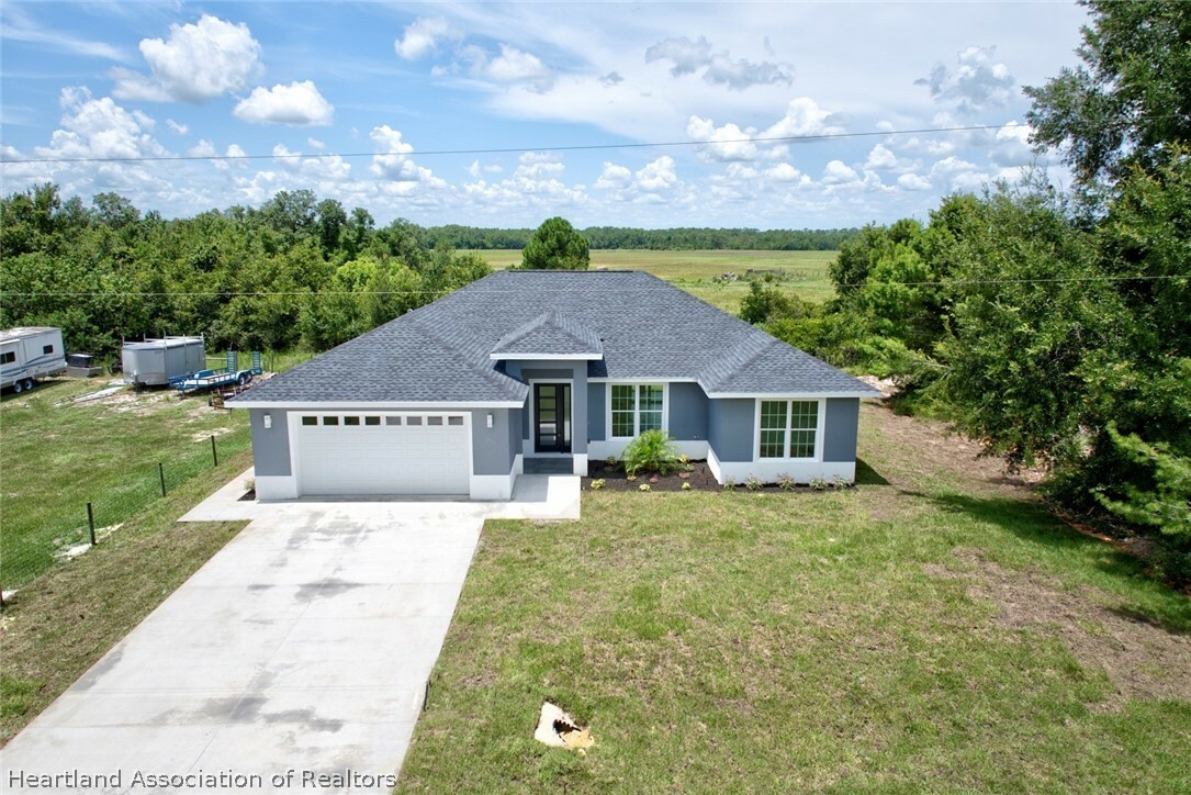 Property Photo:  1955 Hartman Road  FL 33825 