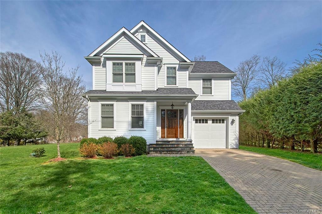 Property Photo:  30 Red Oak Lane  NY 10549 