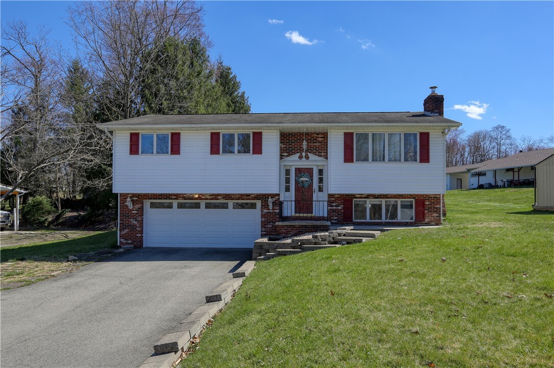 Property Photo: 180 Locust Terrace PA 16117