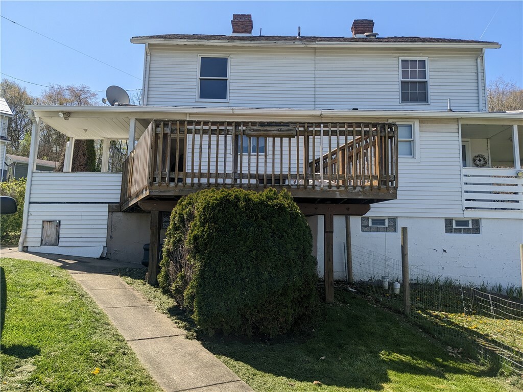 Property Photo:  90 Beech  PA 15350 