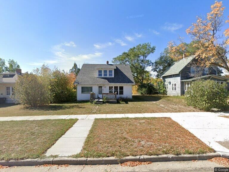 Property Photo:  15 1st St NW  ND 58770 