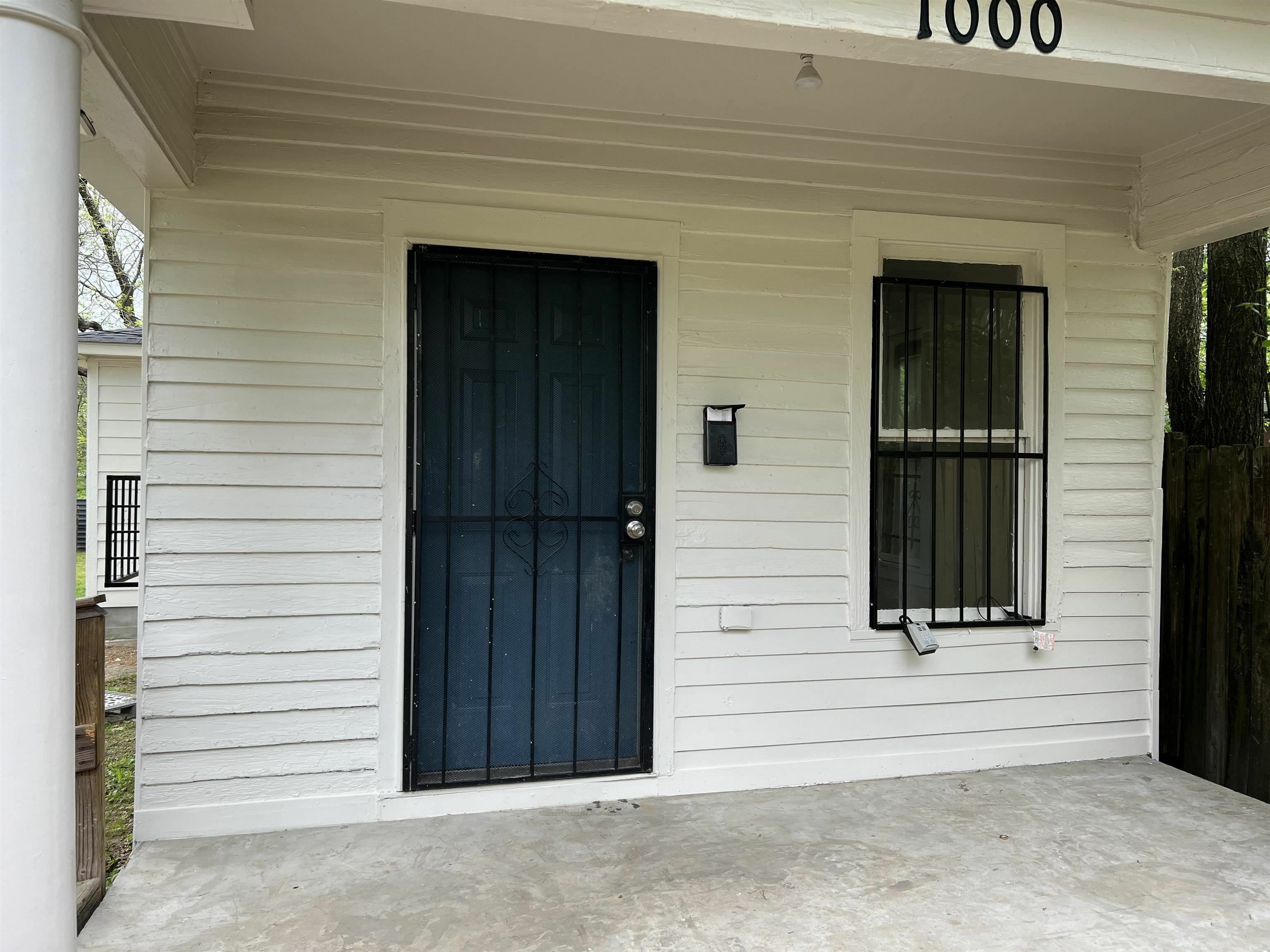 Property Photo:  1000 Ethel St  TN 38114 