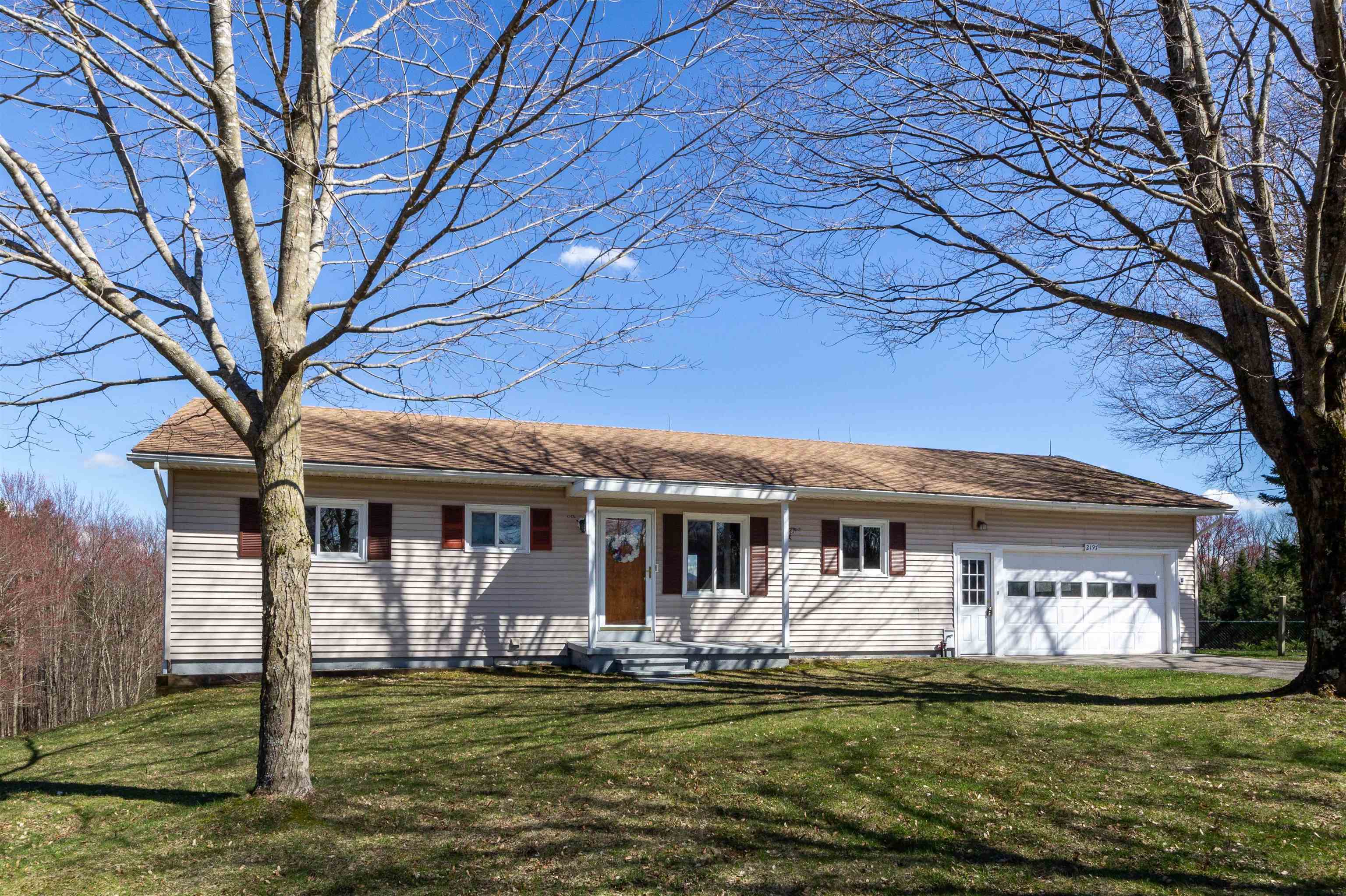 Property Photo:  2197 Oak Hill Road  VT 05495 