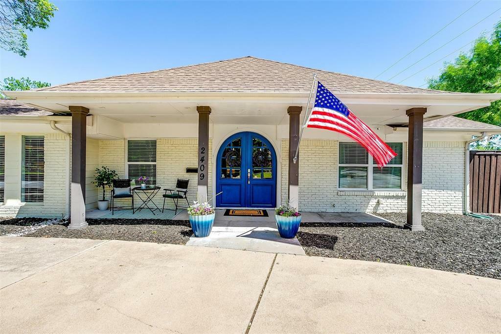 Property Photo:  2409 Winthrop Avenue  TX 76107 