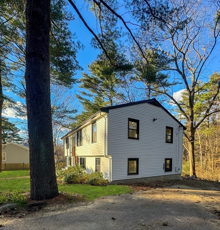 Property Photo:  12 Evelyn Road  MA 01915 