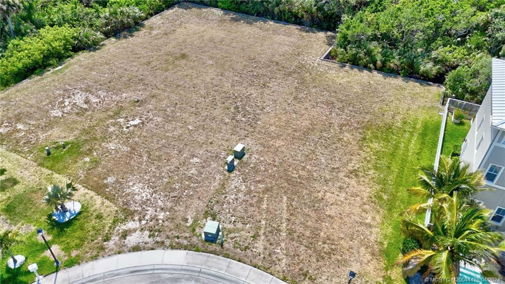 Property Photo:  163 Ocean Estates Drive  FL 34949 