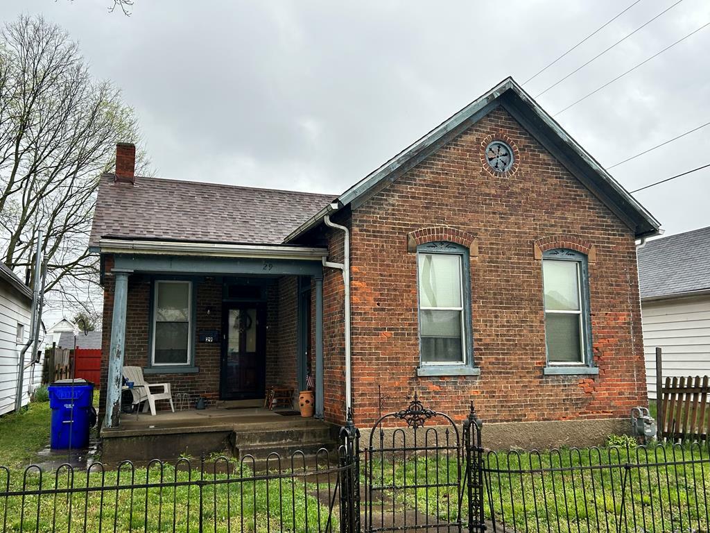 Property Photo:  29 Brownell St  OH 45601 