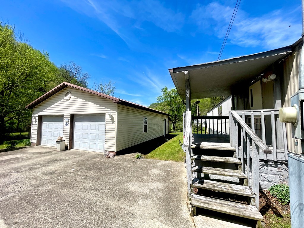 Property Photo: 76 Sullivan Street KY 41555