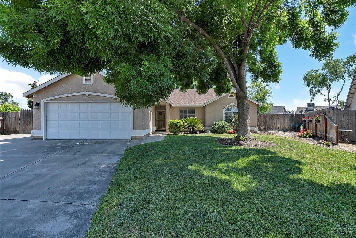 Property Photo:  1015 Yellowstone Drive  CA 93230 