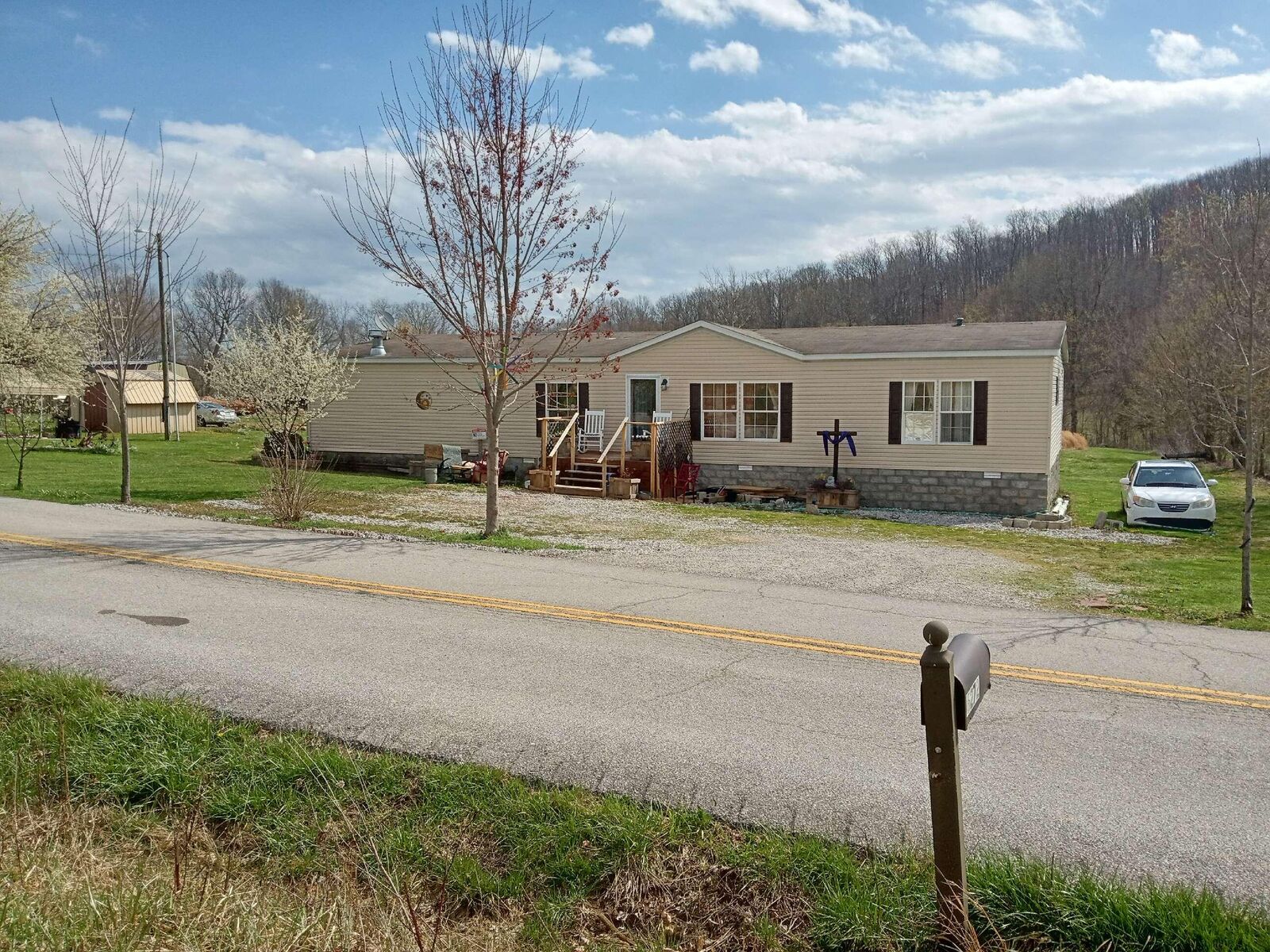 Property Photo:  6272 Ky 906 North  KY 40437 