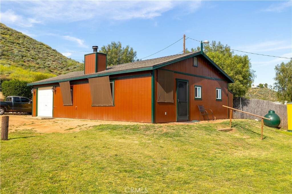 Property Photo:  20621 Mountain Avenue  CA 92570 