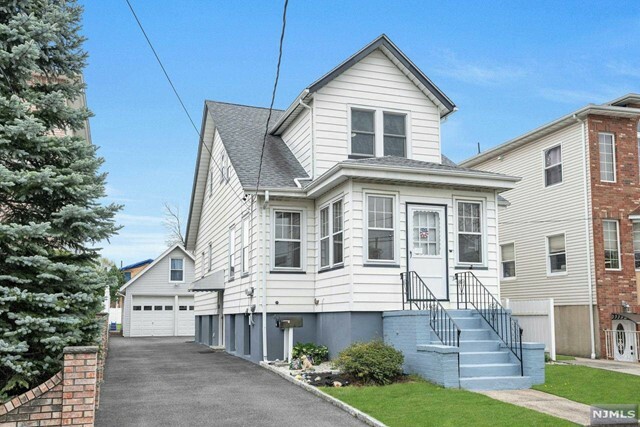 Property Photo:  338 Chase Avenue  NJ 07071 