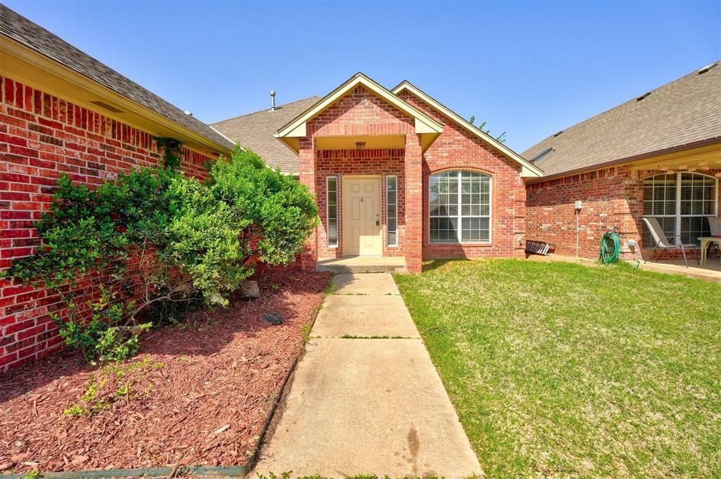 Property Photo:  19 S Ridge Pointe Drive  OK 73034 