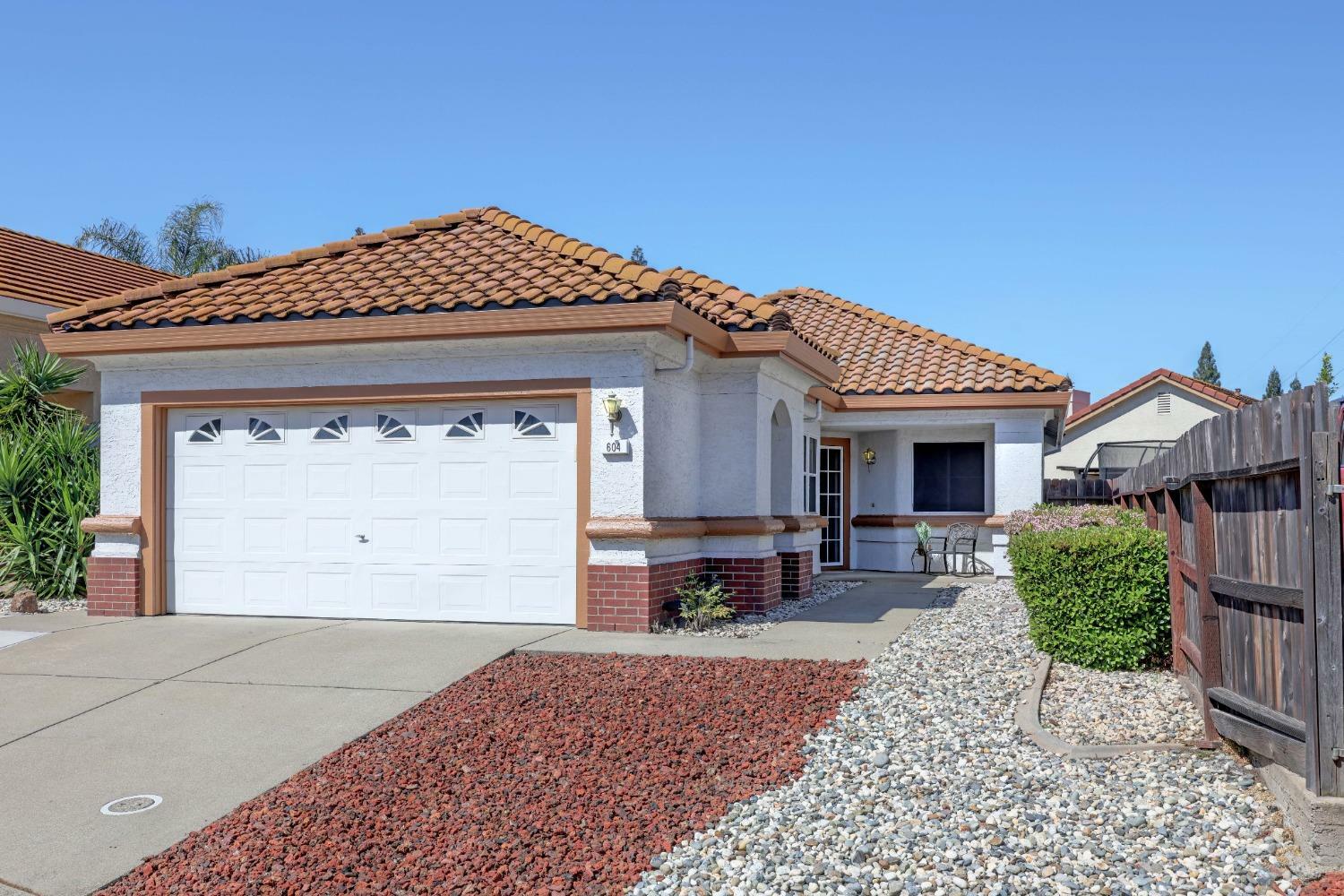 Property Photo:  604 Rigby Court  CA 95747 