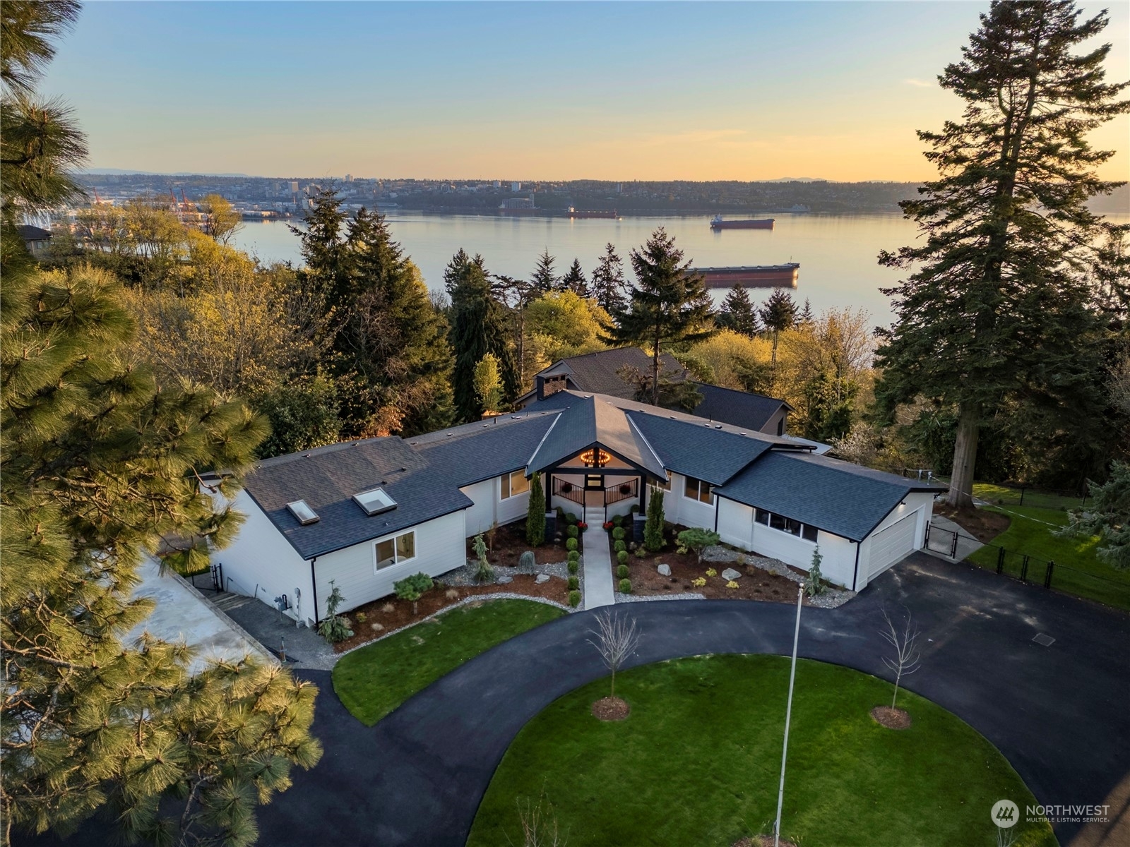 Property Photo:  2356 NE Browns Point Blvd  WA 98422 